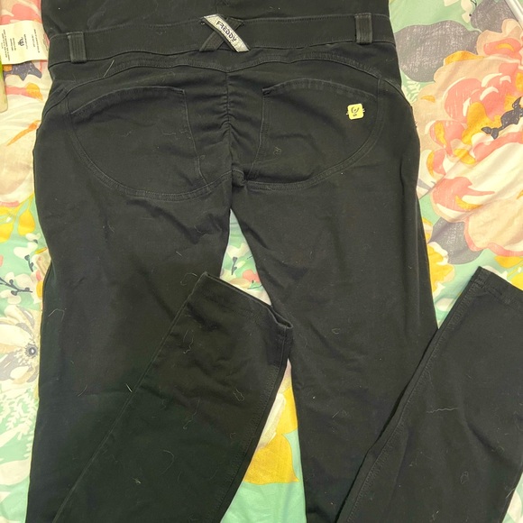 Maternity Freddy Jeans - Picture 3 of 4